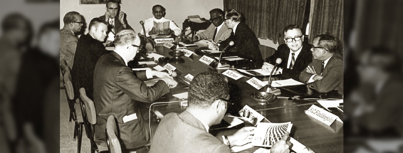 1966
